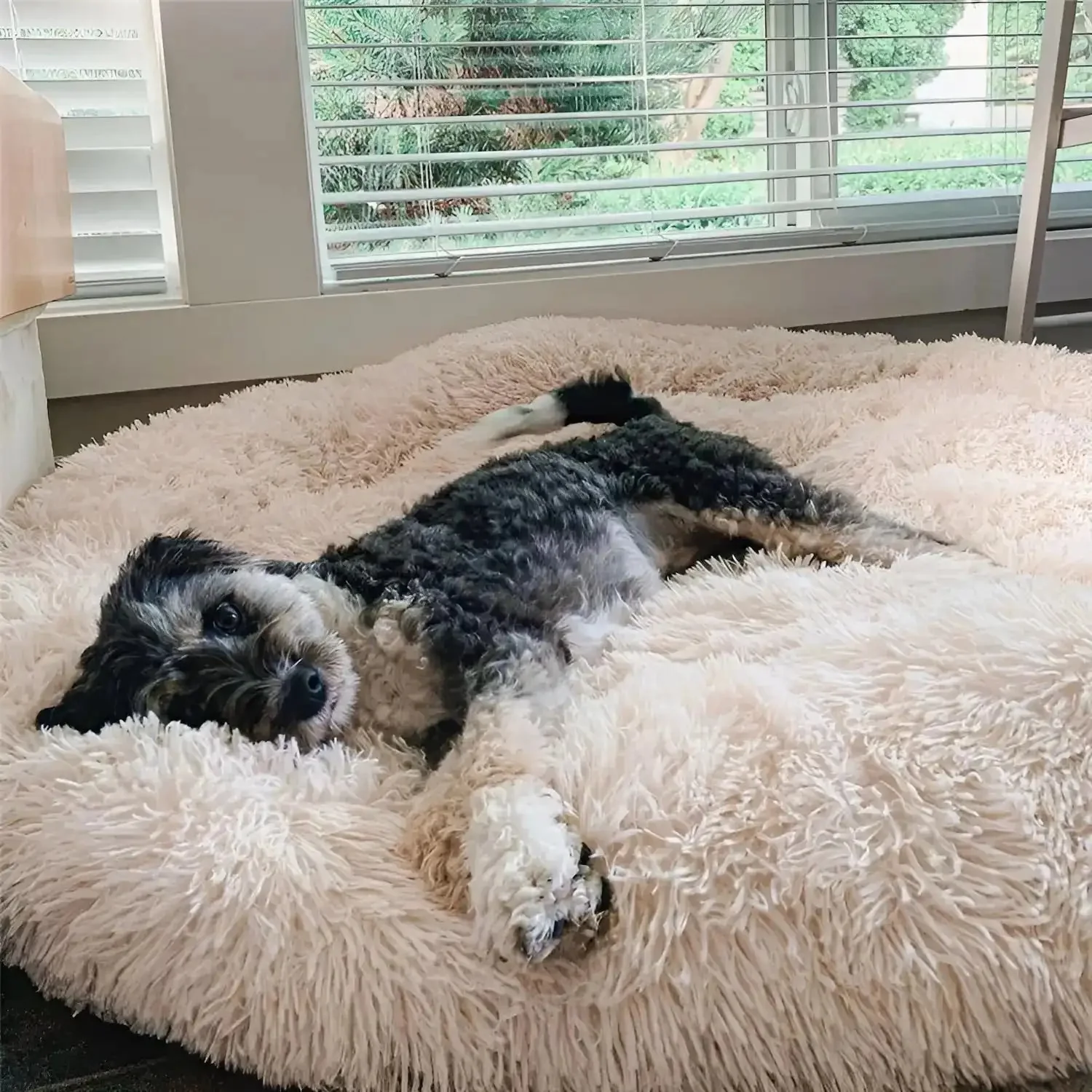 Anxiety Relief Pet Bed Dogs and Cats Soft Plush Design - Image 1